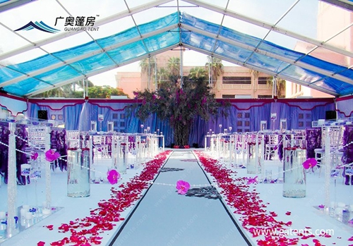 為何婚慶宴會(huì)篷房會(huì)成為城市與農(nóng)村喜宴的主流建筑？